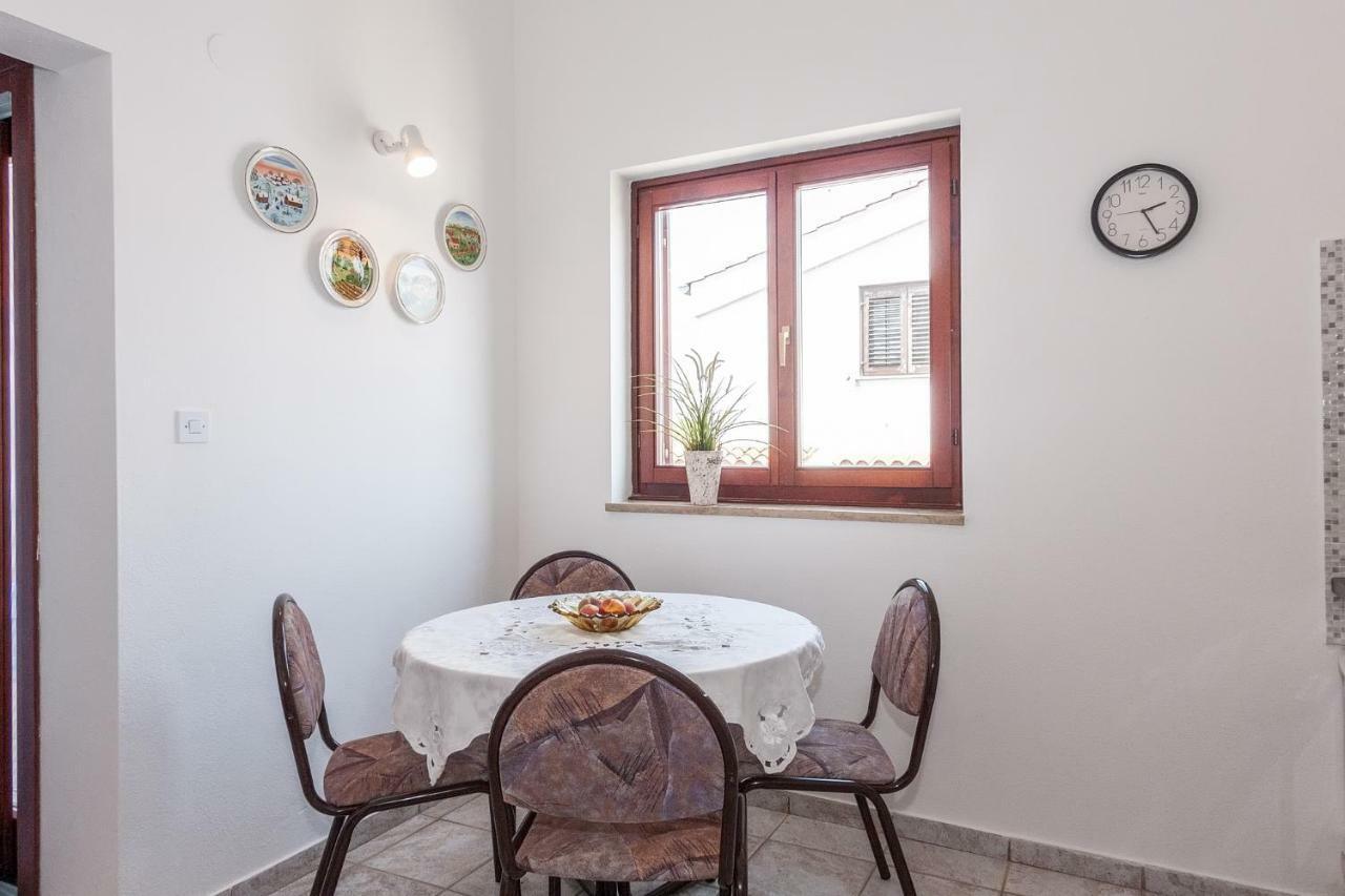 Ferienwohnungen Velijoze Porec Esterno foto